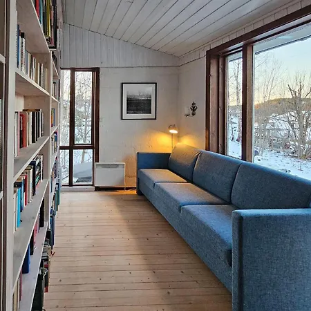 5 Bedroom Amazing In Casa vacanze *