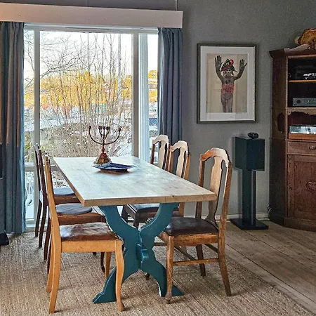 5 Bedroom Amazing In Casa vacanze *